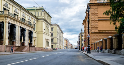 Crowded street in St. Petersburg