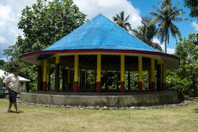 Samoan housing is characterized by an oval or circular shape, with wooden posts holding up a domed roof. There are no walls.