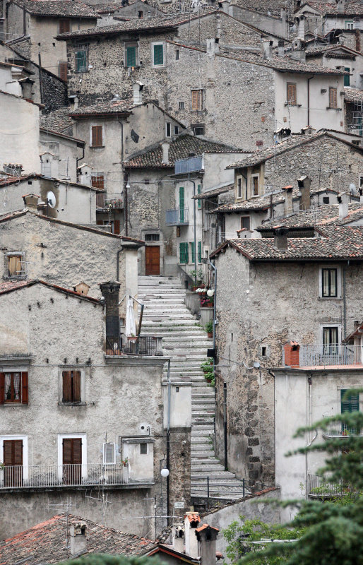 SCANNO ITALY - SUMMER 2013 (4).JPG