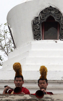 KUMBUM MONASTERY - QINGHAI - SUNNING BUDDHA FESTIVAL 2013 (164).JPG