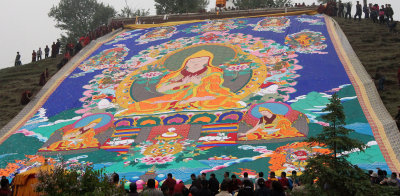 KUMBUM MONASTERY - QINGHAI - SUNNING BUDDHA FESTIVAL 2013 (215).JPG