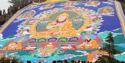 KUMBUM MONASTERY - QINGHAI - SUNNING BUDDHA FESTIVAL 2013 (219).JPG