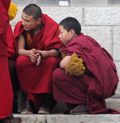 KUMBUM MONASTERY - QINGHAI - SUNNING BUDDHA FESTIVAL 2013 (25).JPG