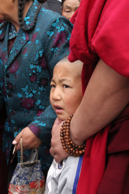 KUMBUM MONASTERY - QINGHAI - SUNNING BUDDHA FESTIVAL 2013 (276).JPG