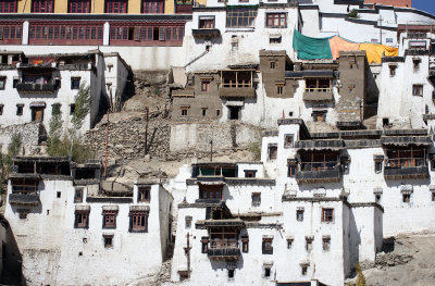 THIKSEY MONASTERY - LEH LADAKH INDIA (27).JPG