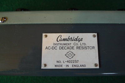 Cambridge AC/DC resistance box 0.1