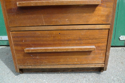 3 drawer unit
