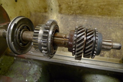 Morris Minor gearbox assembly