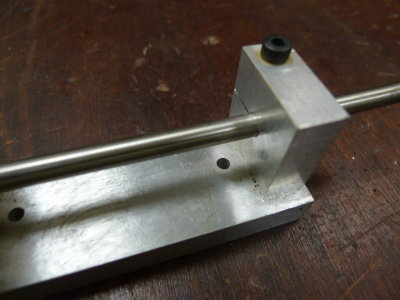 Swagelok pipe holder