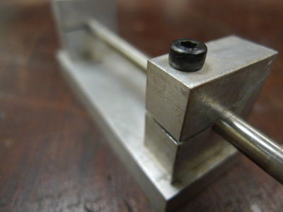 Swagelok pipe holder