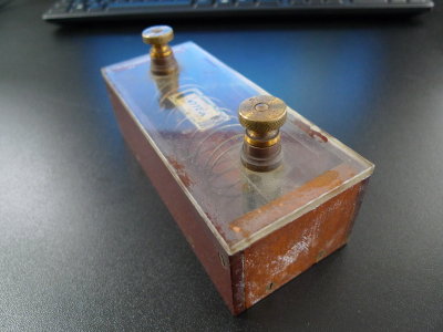 Fixed resistance box