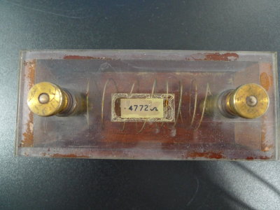 Fixed resistance box