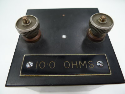 10 Ohm fixed resistor