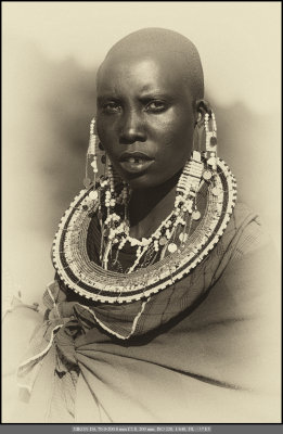 Female Maasai_3 B&W.jpg