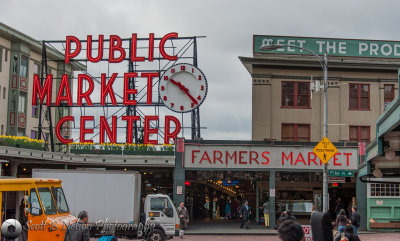 Pike Place Sign