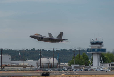 F-22 Raptor Tower Fly By