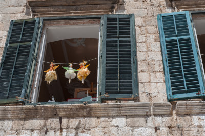 Dolls On Display (1)