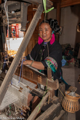China (Guizhou) - Weaving