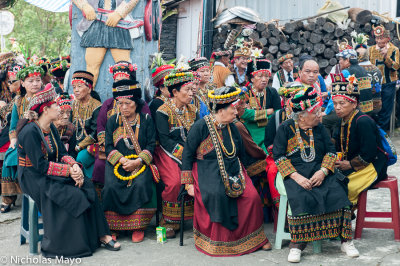 Taiwan (Central Mountains) - Women In Their Wedding Best