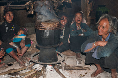 Burma (Shan State) - Family Around The Cooking Pot