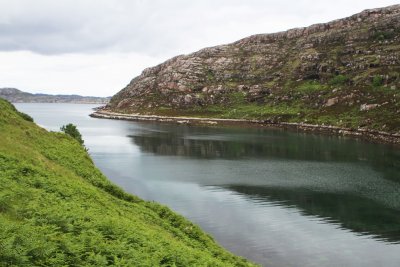 Fladday harbour looking north.jpg