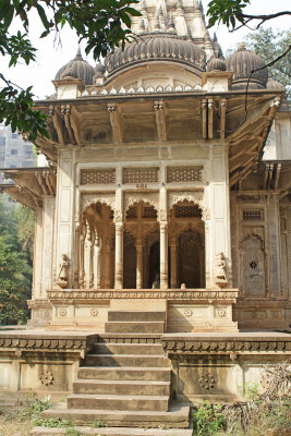 0022 Temple, Hotel Deobagh.jpg