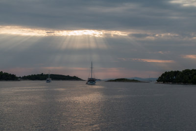 Godfingers near Mljet