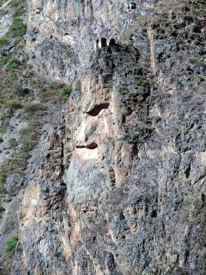Ollantaytambo - Face in the rocks