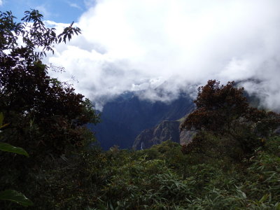 Trek to Aquas Calientes - The clouds are breaking up