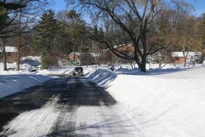 Newstead Blizzard Dig Out 02.jpg