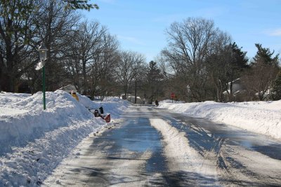 Newstead Blizzard Dig Out  06.jpg