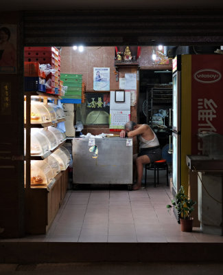 streets, hong kong (ii)