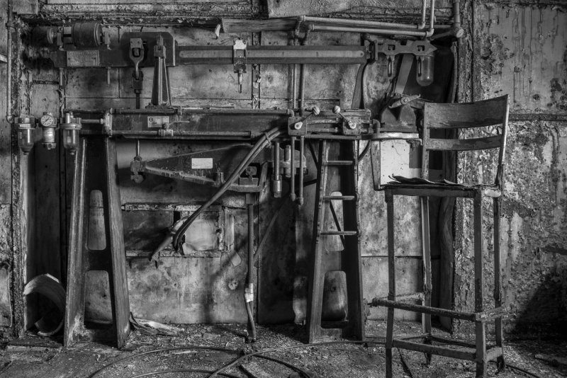 Scale and chair