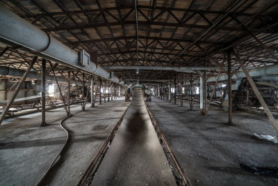 Grain conveyor room