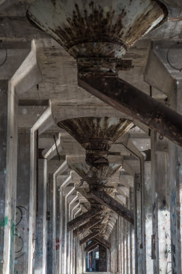 Concrete Central silo funnels