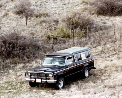 1974? Jeep truck