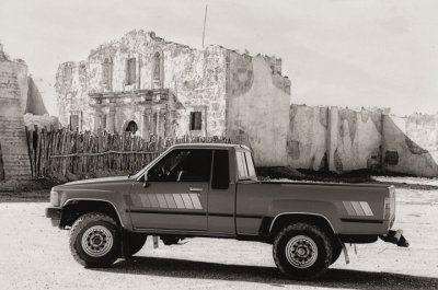 '85 Toy at the Alamo