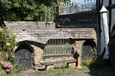  More Highwayman buildings.