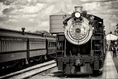 At the Station_9326.jpg