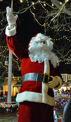 Tall Santa_5840.jpg