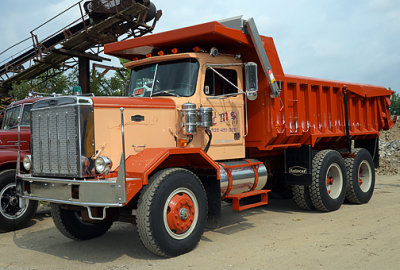 Autocar Quarry Dump_8779.jpg