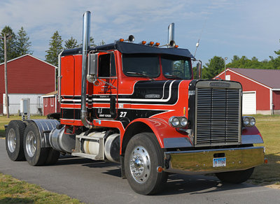 Freightliner_1481.jpg