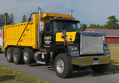 Mack  Super Liner_1490.jpg