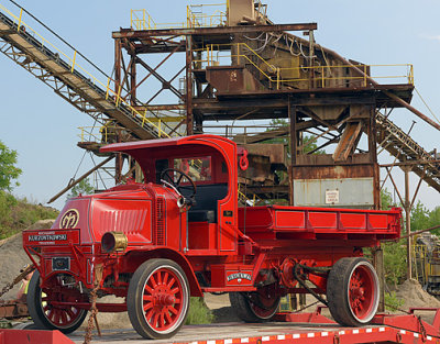 Chain Drive Mack_1690.jpg