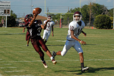 Uvalde JV football vs Highlands