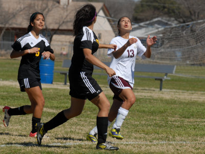 215soccergirls 025soccerweb.jpg