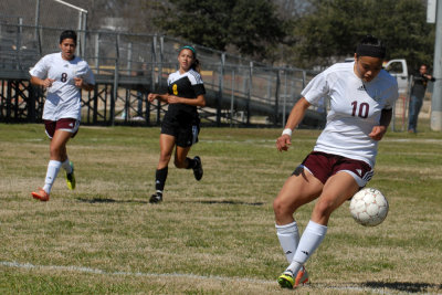 215soccergirls 058soccerweb.jpg