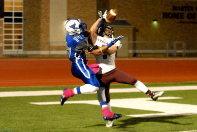 103football 146footballweb.jpg