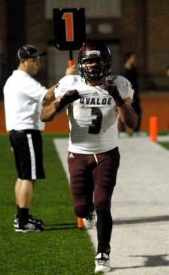 103football 429footballweb.jpg