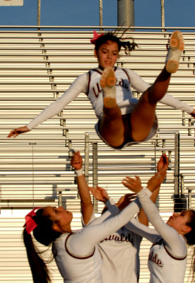 103football 024cheersweb.jpg